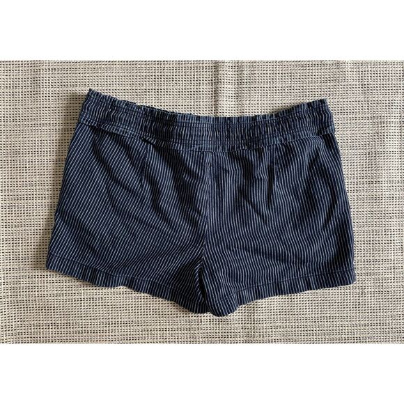 LOFT Womens Pinstripe Drawstring Shorts Blue White Medium Casual Summer Resort - Picture 2 of 6